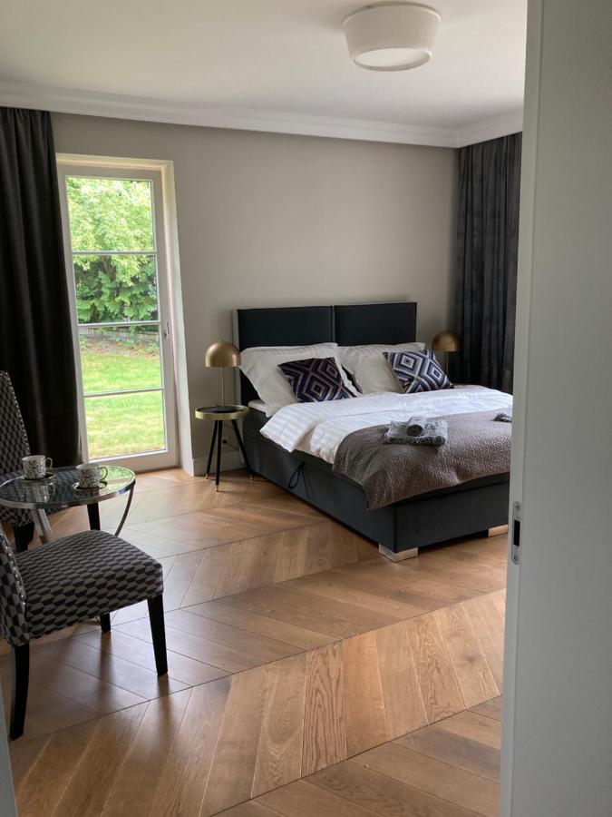 Krakow Green Hill Luxury Apartment Balice Bagian luar foto