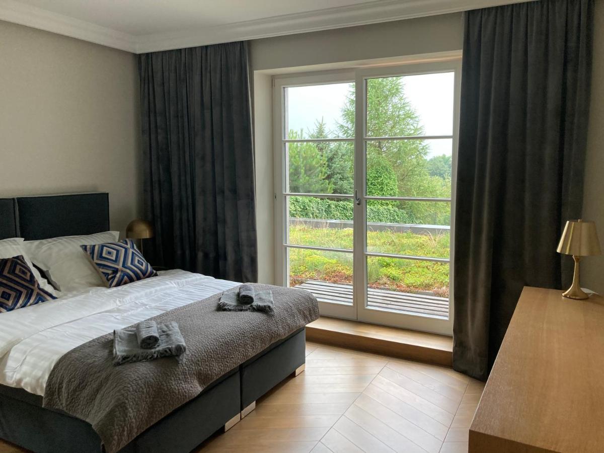Krakow Green Hill Luxury Apartment Balice Bagian luar foto