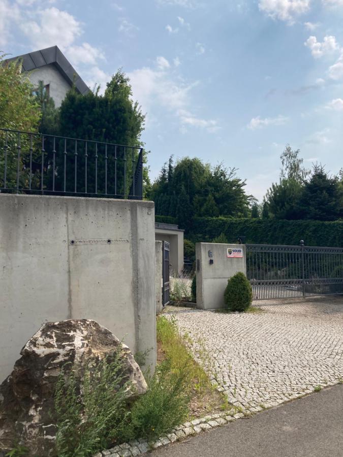 Krakow Green Hill Luxury Apartment Balice Bagian luar foto