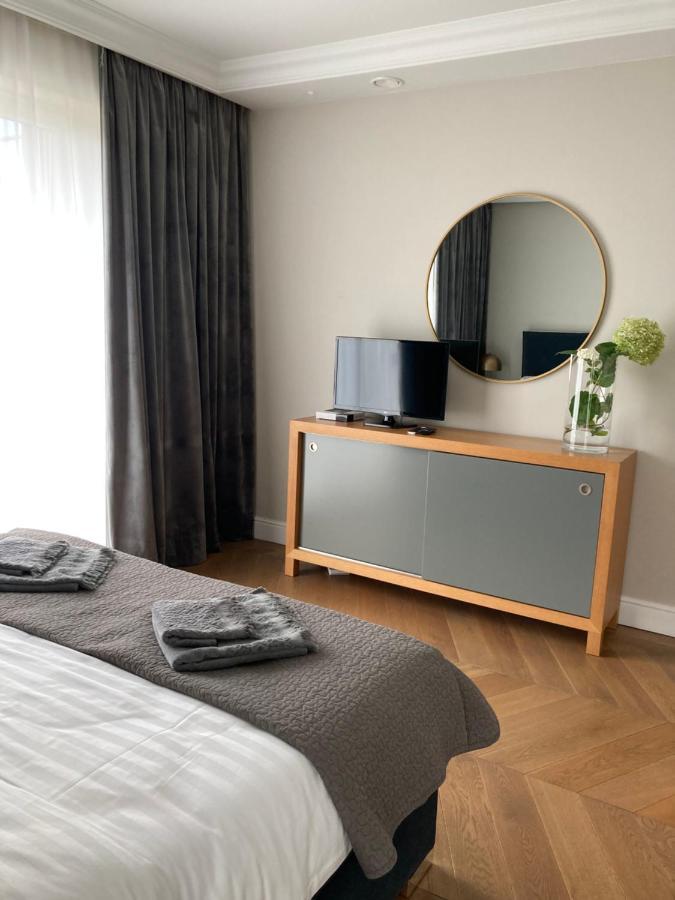 Krakow Green Hill Luxury Apartment Balice Bagian luar foto
